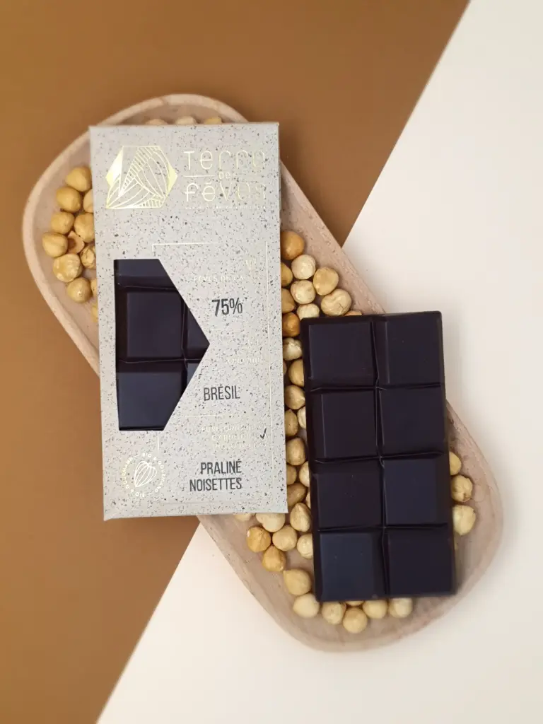 Tablette 75% au praliné Noisettes
